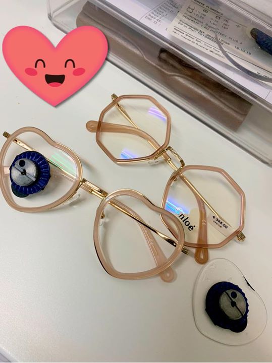 Des lunettes en forme de cœur pour une cliente pleine d’originalité…et d’humour! #chloé #ce2151…